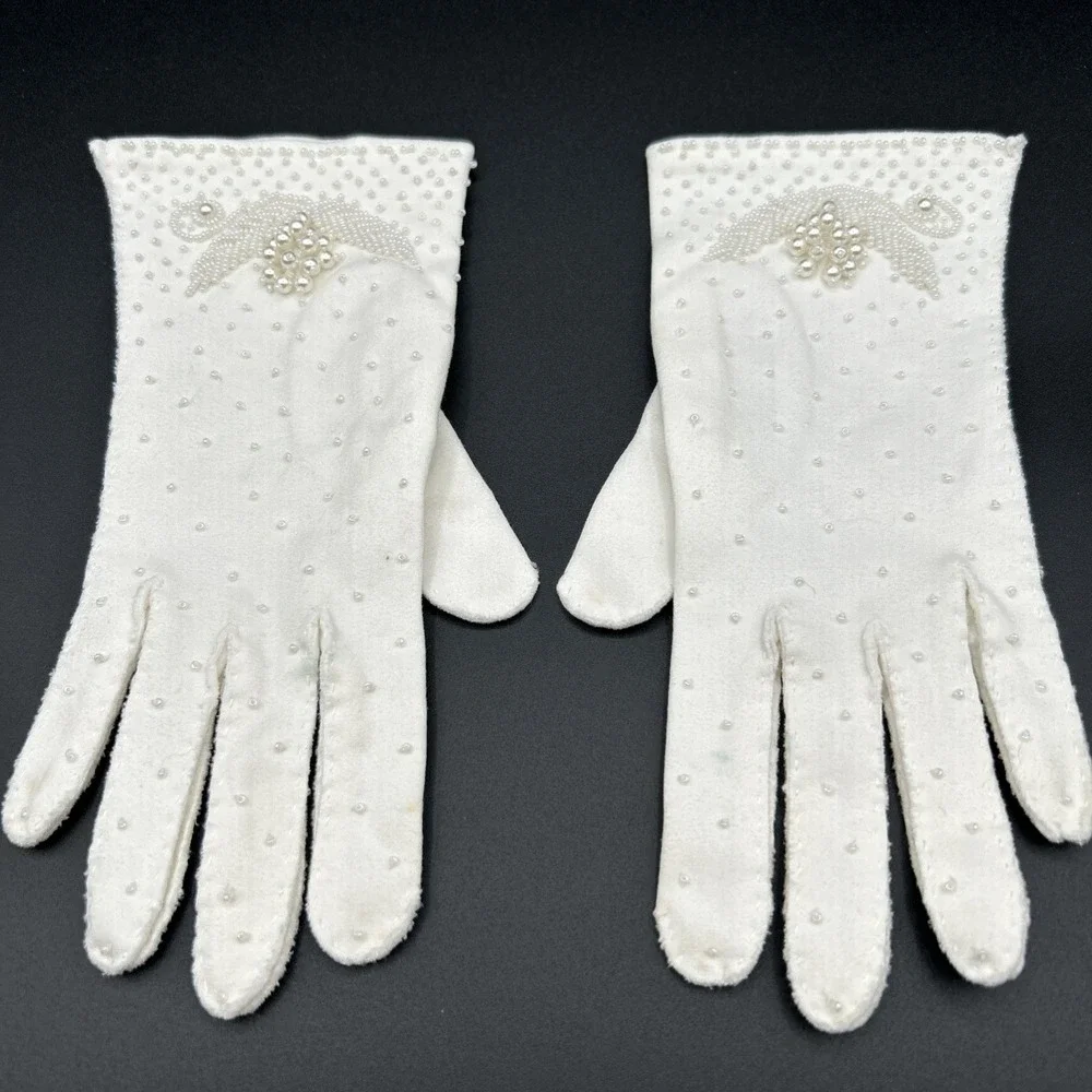 Vtg Womens Cotton Gloves Beaded Wrist Length  Sz 7 White Faux Pearl Embellished